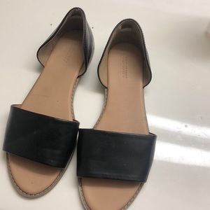 Black flat sandals